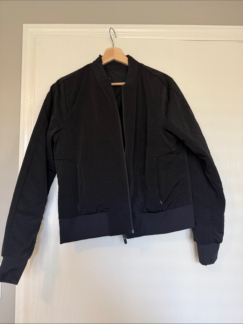 Lululemon Reversible Black Bomber Jacket with Ribbed Hem